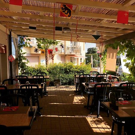 Room Bistro 33 Commugny Exterior photo
